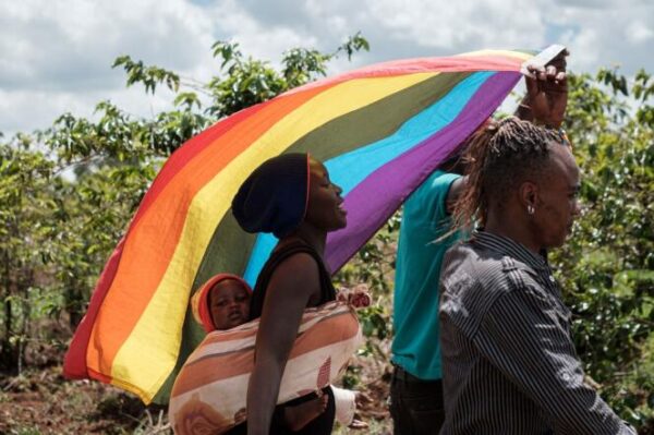 Ouganda: La Cour Constitutionnelle examine une contestation de la loi anti-LGBT