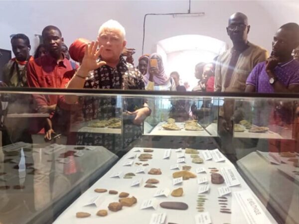 Sénégal: Le passé et la culture du peuplement  Sénégalais, exposés au musée de Gorée