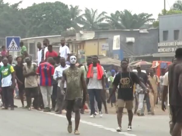 Côte d’Ivoire: Opération de démolition, Une délégation de la mairie, chassée par la population en colère