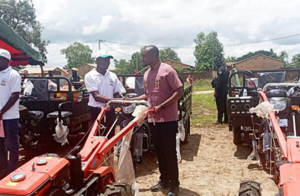 Burkina Faso : Dotation aux jeunes des équipements agricoles, un tremplin pour relancer la révolution agricole.